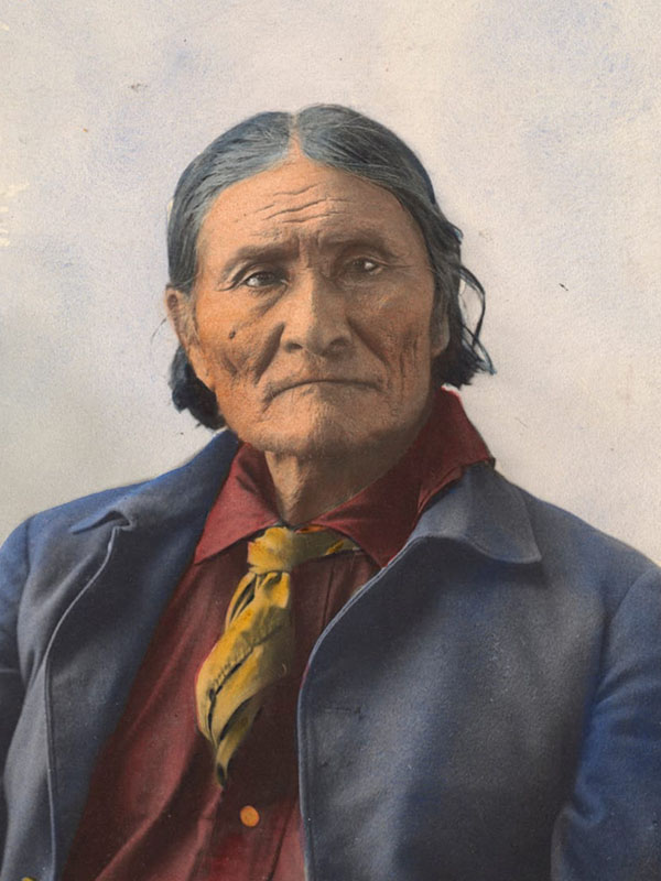 Geronimo. Autor do livro Geronimo e os Apaches, das Edições Sílabo.