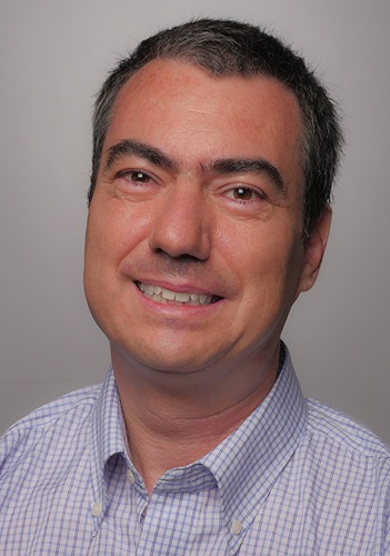 Pedro Isaías. Autor do livro E–business e Economia digital, das Edições Sílabo.